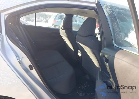 2022 Toyota Corolla Le z USA, uszkodzony, nr VIN 5YFEPMAE1NP311114